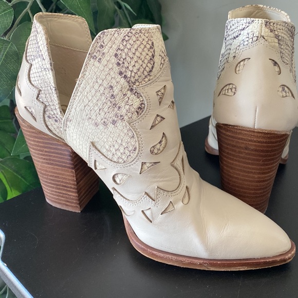 Gianni Bini Cream Cut Out Snakeskin Cowboy Booties - Picture 7 of 13